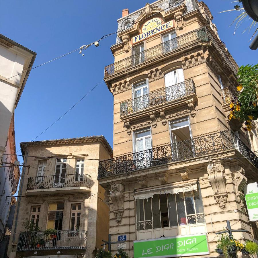 Place De La Mairie, Art Apparts Безие Екстериор снимка